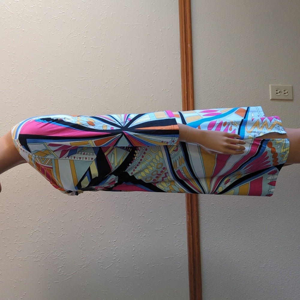 Casual Living Dress - Picture 5 of 8